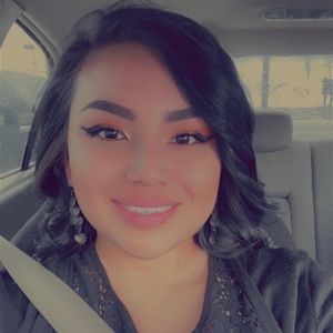 Meet your Posher, Tristine